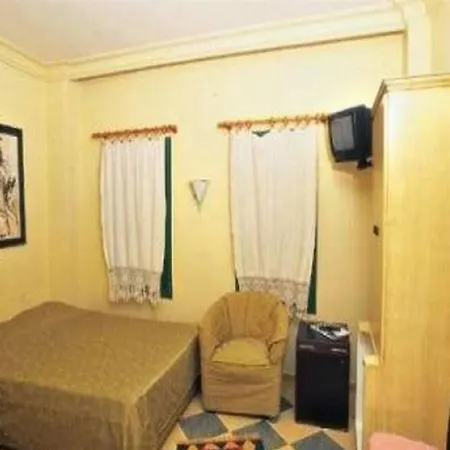 Otel Kaleici Pera Palace